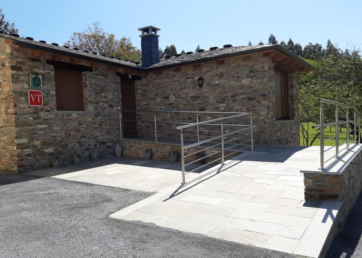 הוילה A Madanela Vivienda Turistica מראה חיצוני תמונה